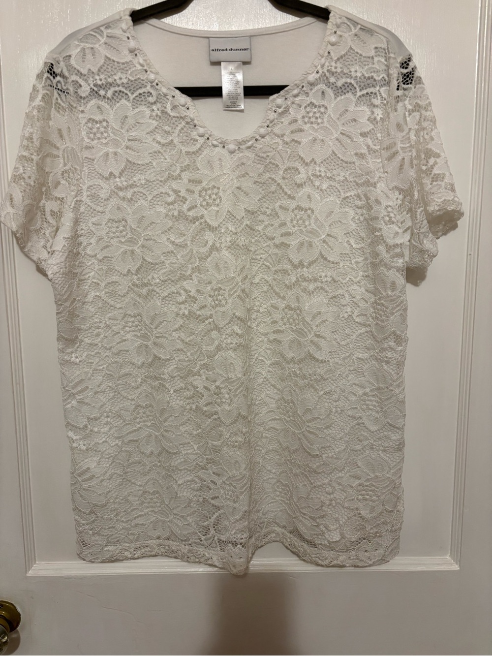 Alfred Dunner Cream Floral Lace Short-Sleeve Blouse